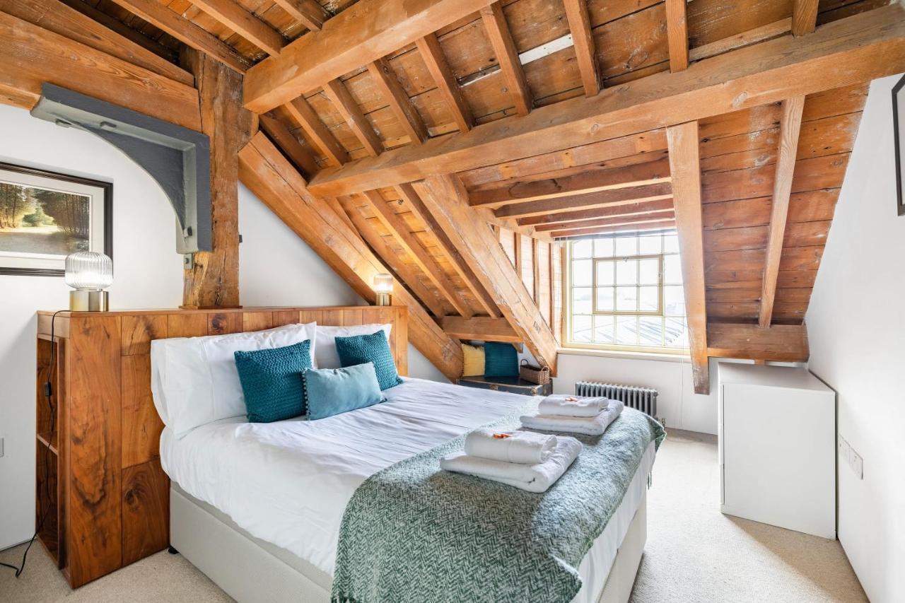 Luxury 2 Bed Apartment In Historic Royal William Yard 플리머스 외부 사진