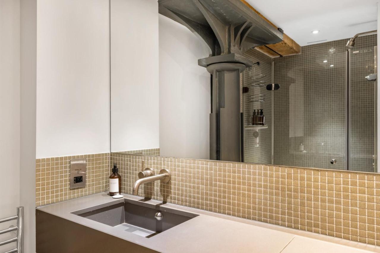 Luxury 2 Bed Apartment In Historic Royal William Yard 플리머스 외부 사진