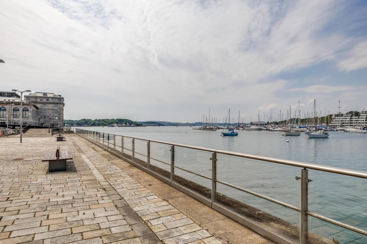 Luxury 2 Bed Apartment In Historic Royal William Yard 플리머스 외부 사진