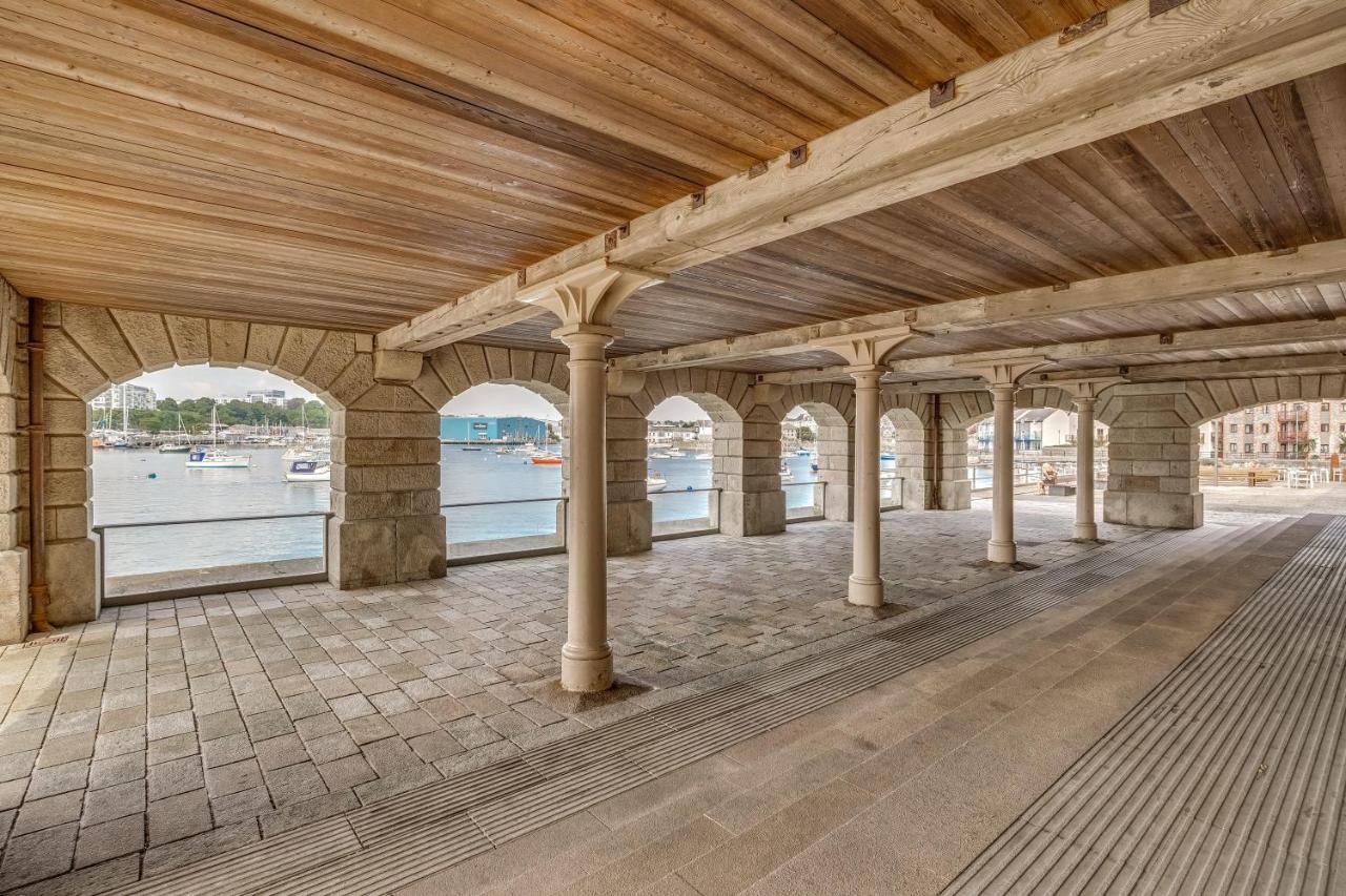 Luxury 2 Bed Apartment In Historic Royal William Yard 플리머스 외부 사진